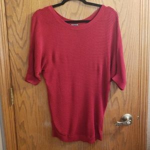 Red express sweater